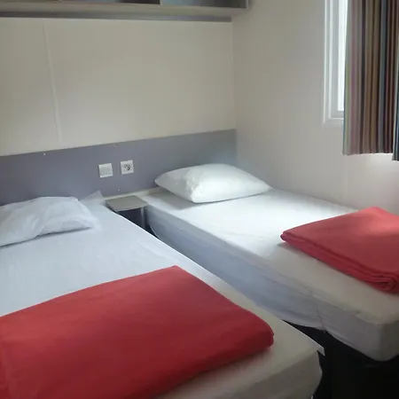 Campsite Camping Paradis D'Arvor Ambon