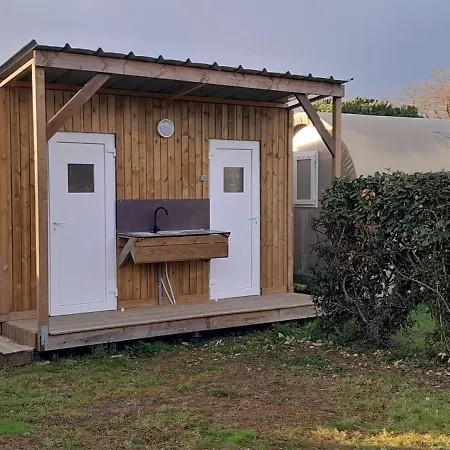 Campsite Camping Paradis D'Arvor 3*