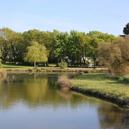 Campsite Camping Paradis D'Arvor